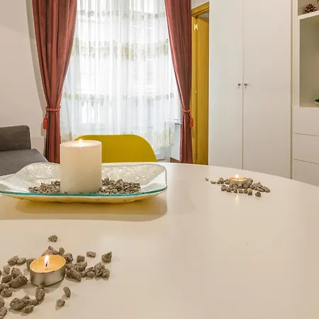 Apartment A&n Azucena 4, Centro Historico Malaga